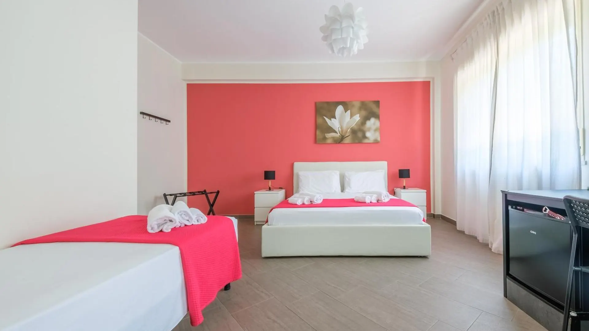 Bed and Breakfast Paladino à Giardini-Naxos Couette-café